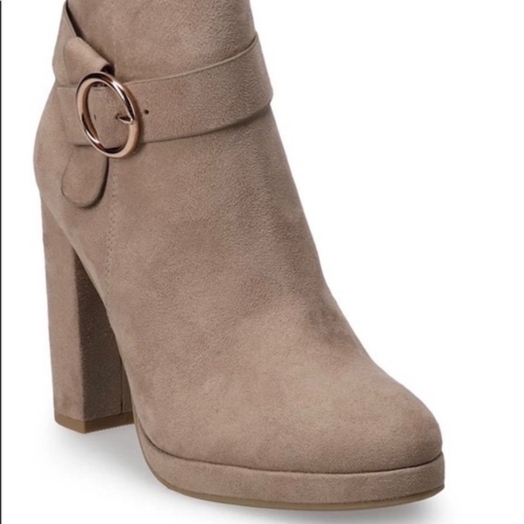 LC Lauren Conrad Women's High Heel Ankle Boots - Picture 2 of 2